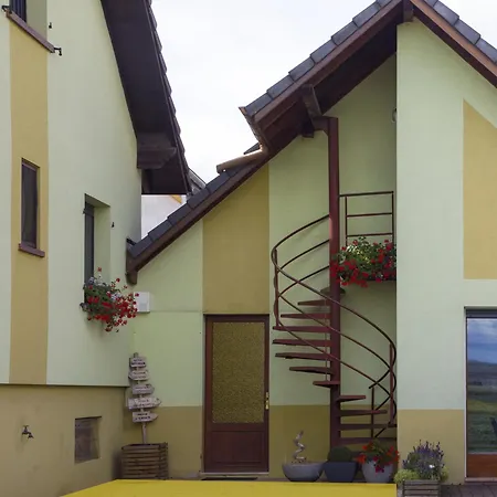 Le Cigogneau-studio Alcove Au Calme Apartment *